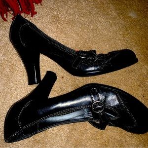 Mary Jane’s 2 pair